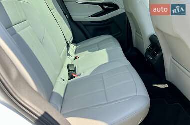 Внедорожник / Кроссовер Land Rover Range Rover Evoque 2019 в 