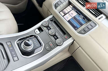 Внедорожник / Кроссовер Land Rover Range Rover Evoque 2013 в 