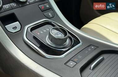 Внедорожник / Кроссовер Land Rover Range Rover Evoque 2015 в 