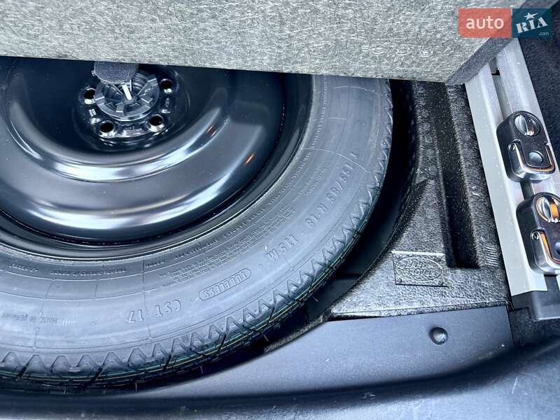 Позашляховик / Кросовер Land Rover Range Rover Evoque 2011 в Києві