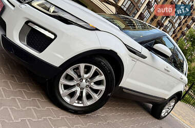 Позашляховик / Кросовер Land Rover Range Rover Evoque 2017 в 