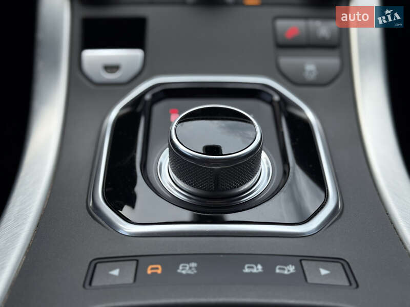 Внедорожник / Кроссовер Land Rover Range Rover Evoque 2016 в Киеве