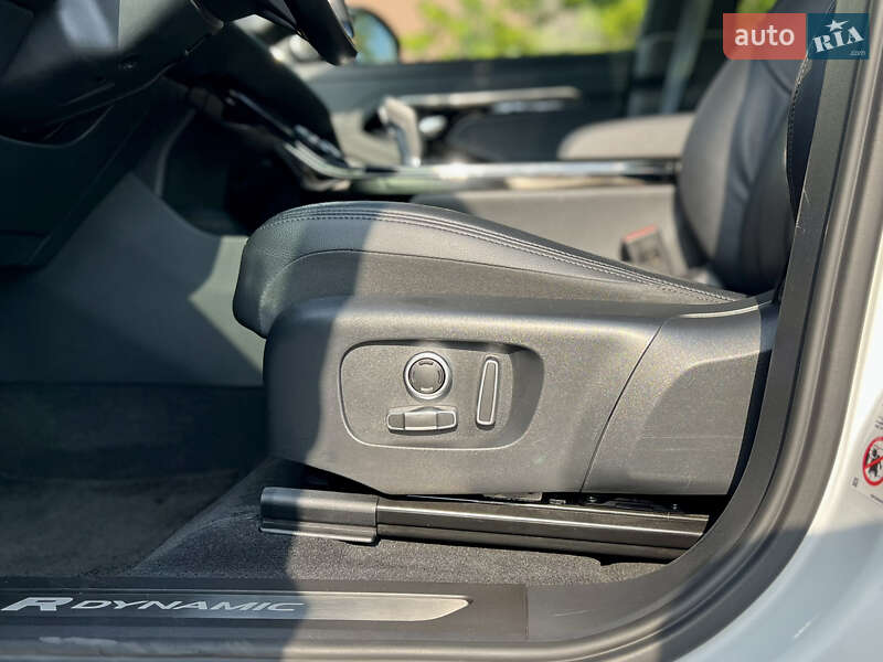 Позашляховик / Кросовер Land Rover Range Rover Evoque 2022 в Києві