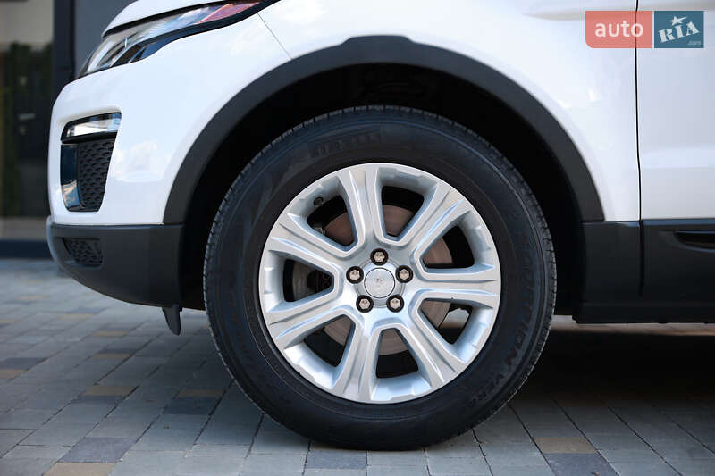 Внедорожник / Кроссовер Land Rover Range Rover Evoque 2017 в Тернополе