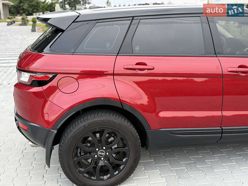 Внедорожник / Кроссовер Land Rover Range Rover Evoque 2015 в Черновцах