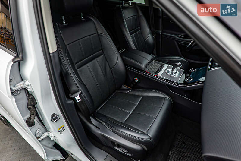 Внедорожник / Кроссовер Land Rover Range Rover Evoque 2019 в Киеве