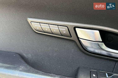 Внедорожник / Кроссовер Land Rover Range Rover Evoque 2012 в 