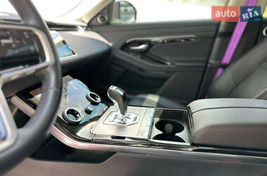 Внедорожник / Кроссовер Land Rover Range Rover Evoque 2022 в 