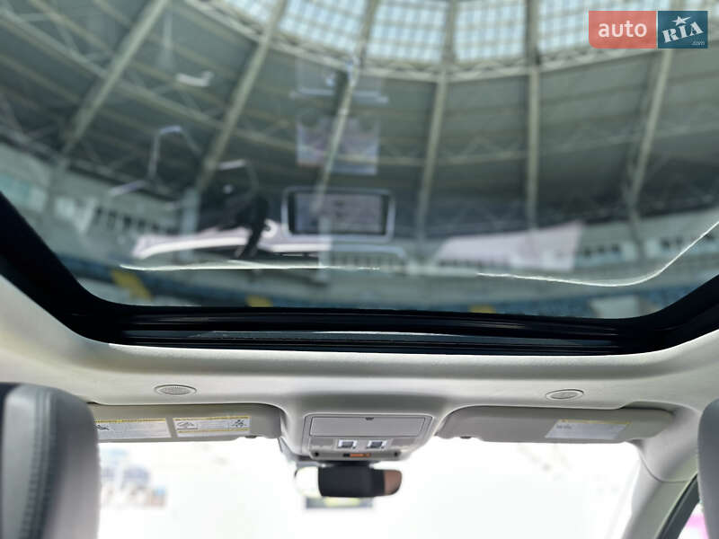 Внедорожник / Кроссовер Land Rover Range Rover Evoque 2022 в Одессе