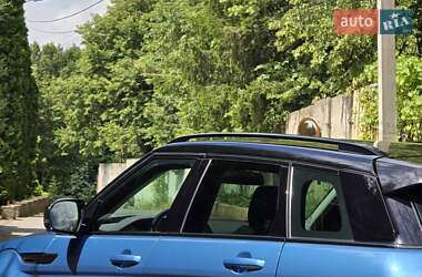 Внедорожник / Кроссовер Land Rover Range Rover Evoque 2013 в 