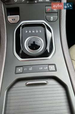 Внедорожник / Кроссовер Land Rover Range Rover Evoque 2013 в 