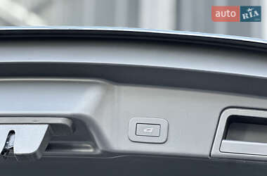 Внедорожник / Кроссовер Land Rover Range Rover Evoque 2024 в 