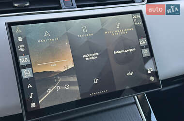 Внедорожник / Кроссовер Land Rover Range Rover Evoque 2024 в 