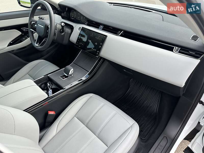 Внедорожник / Кроссовер Land Rover Range Rover Evoque 2024 в Киеве