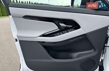 Внедорожник / Кроссовер Land Rover Range Rover Evoque 2024 в 