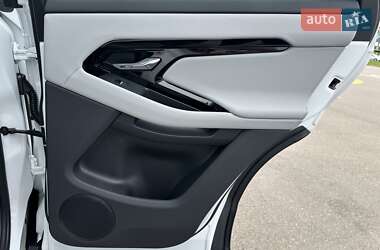 Внедорожник / Кроссовер Land Rover Range Rover Evoque 2024 в 