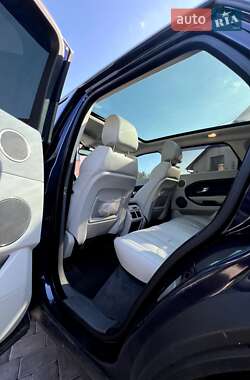 Внедорожник / Кроссовер Land Rover Range Rover Evoque 2015 в 