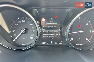 Внедорожник / Кроссовер Land Rover Range Rover Evoque 2015 в 