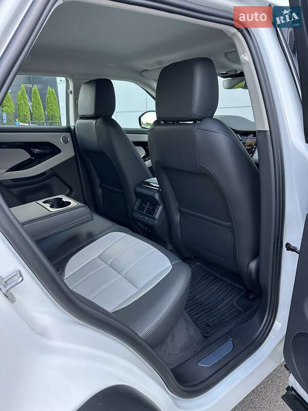 Внедорожник / Кроссовер Land Rover Range Rover Evoque 2024 в Киеве