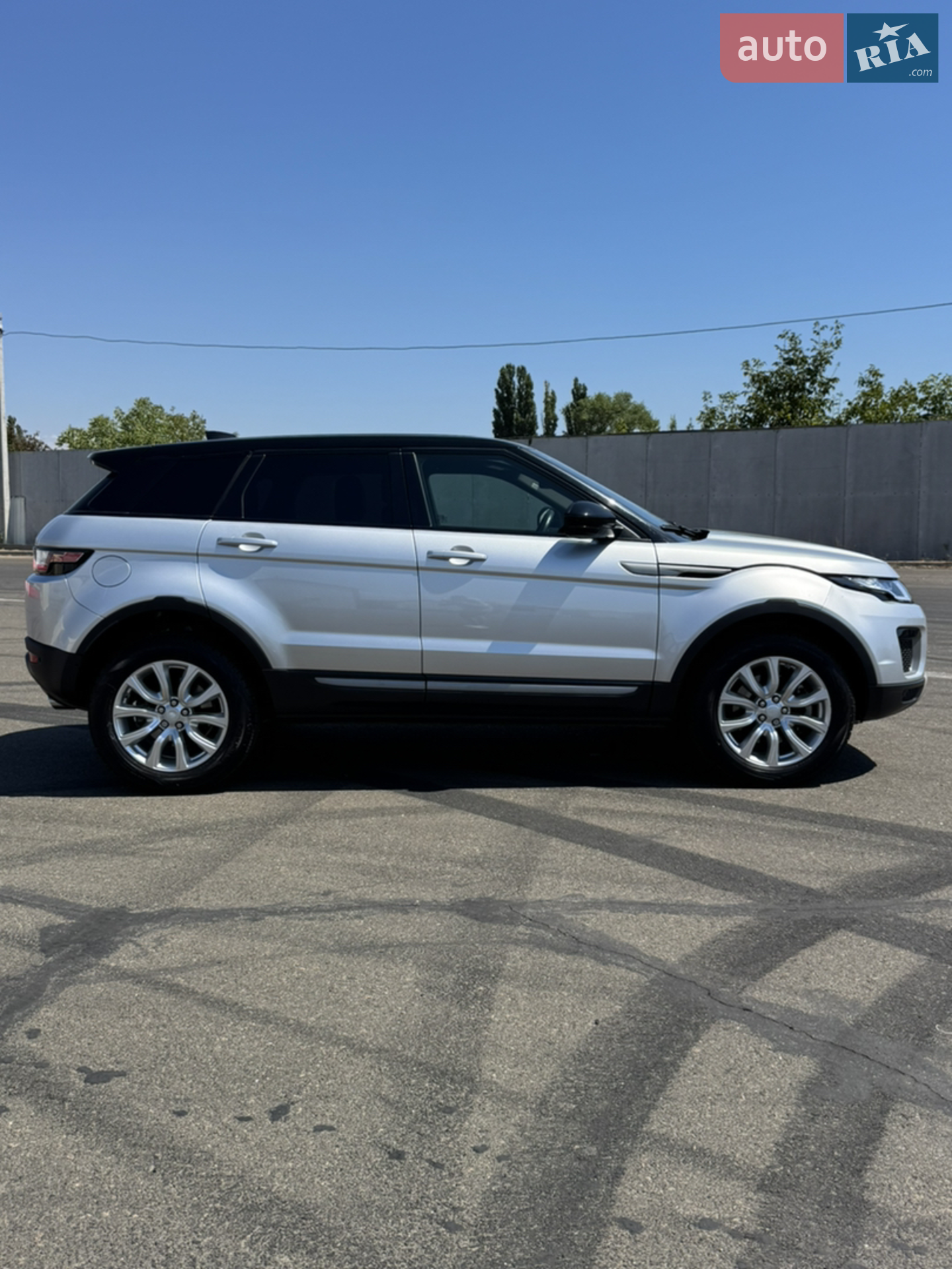2017 Land Rover Range Rover Evoque - мініатюра 22