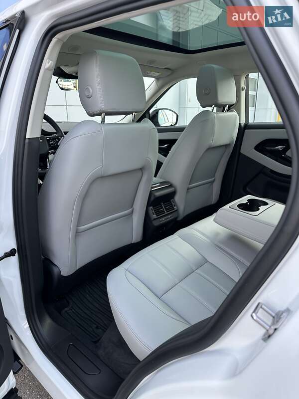 Внедорожник / Кроссовер Land Rover Range Rover Evoque 2024 в Киеве