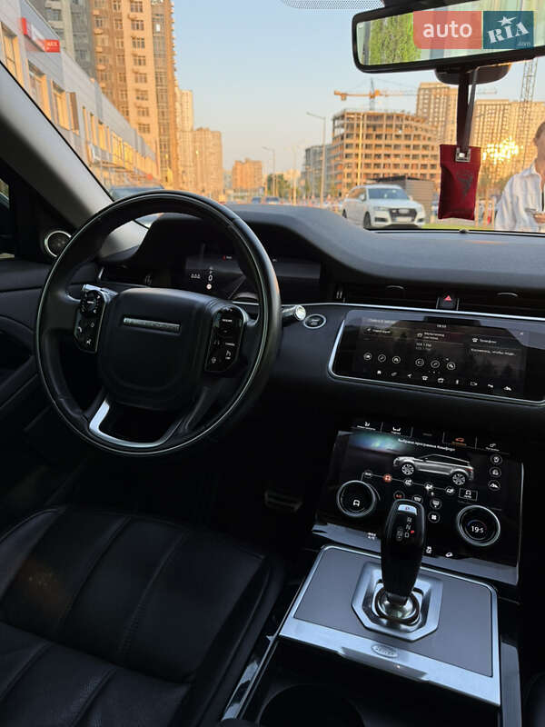 Внедорожник / Кроссовер Land Rover Range Rover Evoque 2019 в Киеве фото 30 Внедорожник / Кроссовер Land Rover Range Rover Evoque 2019 в Киеве