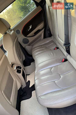 Внедорожник / Кроссовер Land Rover Range Rover Evoque 2014 в 