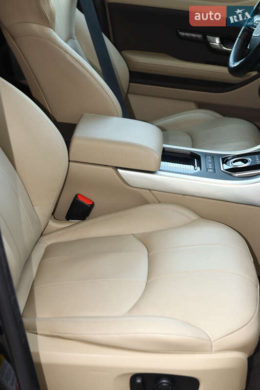 Позашляховик / Кросовер Land Rover Range Rover Evoque 2015 в Дубні