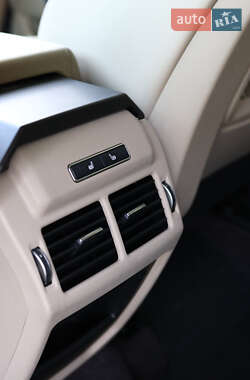 Внедорожник / Кроссовер Land Rover Range Rover Evoque 2015 в 