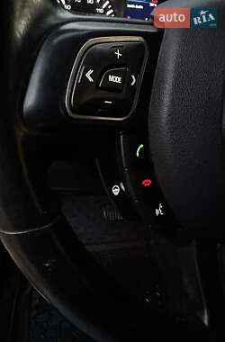 Внедорожник / Кроссовер Land Rover Range Rover Evoque 2014 в 