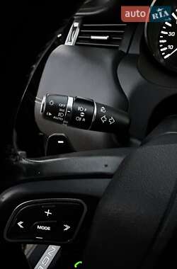 Внедорожник / Кроссовер Land Rover Range Rover Evoque 2014 в 