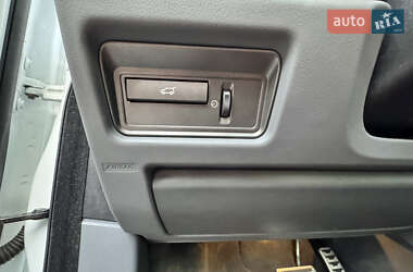 Внедорожник / Кроссовер Land Rover Range Rover Evoque 2013 в 