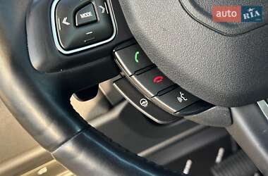 Внедорожник / Кроссовер Land Rover Range Rover Evoque 2012 в 