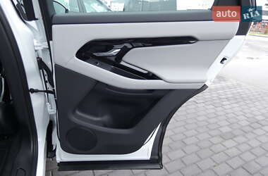 Внедорожник / Кроссовер Land Rover Range Rover Evoque 2024 в 