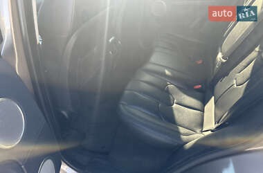 Внедорожник / Кроссовер Land Rover Range Rover Evoque 2015 в 
