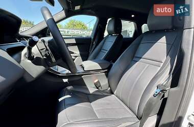 Внедорожник / Кроссовер Land Rover Range Rover Evoque 2024 в 