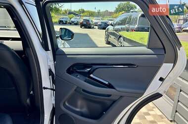 Внедорожник / Кроссовер Land Rover Range Rover Evoque 2024 в 