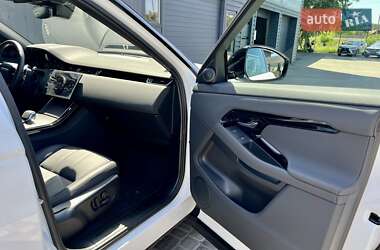 Внедорожник / Кроссовер Land Rover Range Rover Evoque 2024 в 