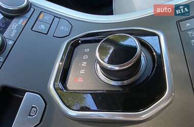 Внедорожник / Кроссовер Land Rover Range Rover Evoque 2016 в 