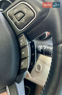 Внедорожник / Кроссовер Land Rover Range Rover Evoque 2016 в 