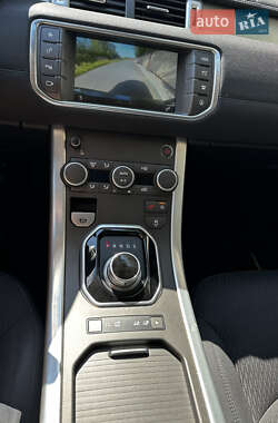 Внедорожник / Кроссовер Land Rover Range Rover Evoque 2015 в 