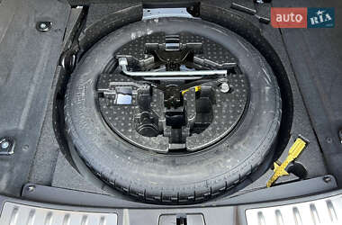Внедорожник / Кроссовер Land Rover Range Rover Evoque 2020 в 