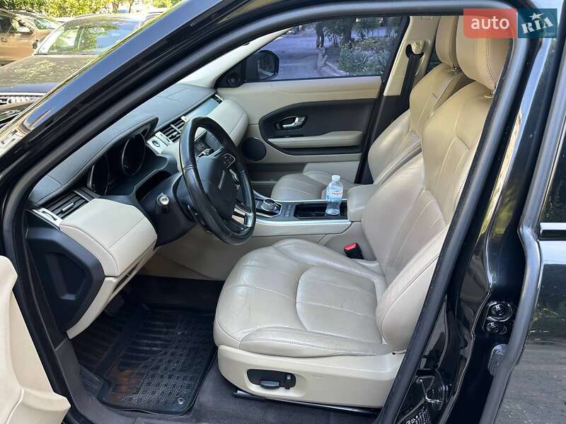 Внедорожник / Кроссовер Land Rover Range Rover Evoque 2016 в Николаеве