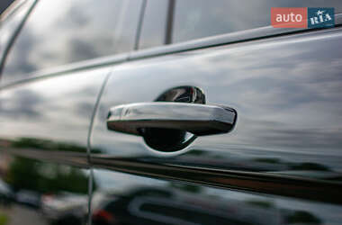 Внедорожник / Кроссовер Land Rover Range Rover Evoque 2015 в 