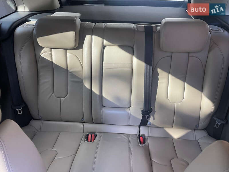 Внедорожник / Кроссовер Land Rover Range Rover Evoque 2012 в Львове