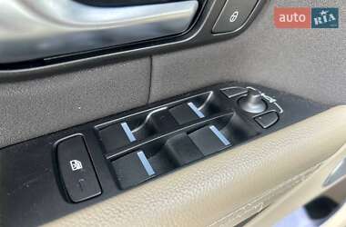 Внедорожник / Кроссовер Land Rover Range Rover Evoque 2016 в 