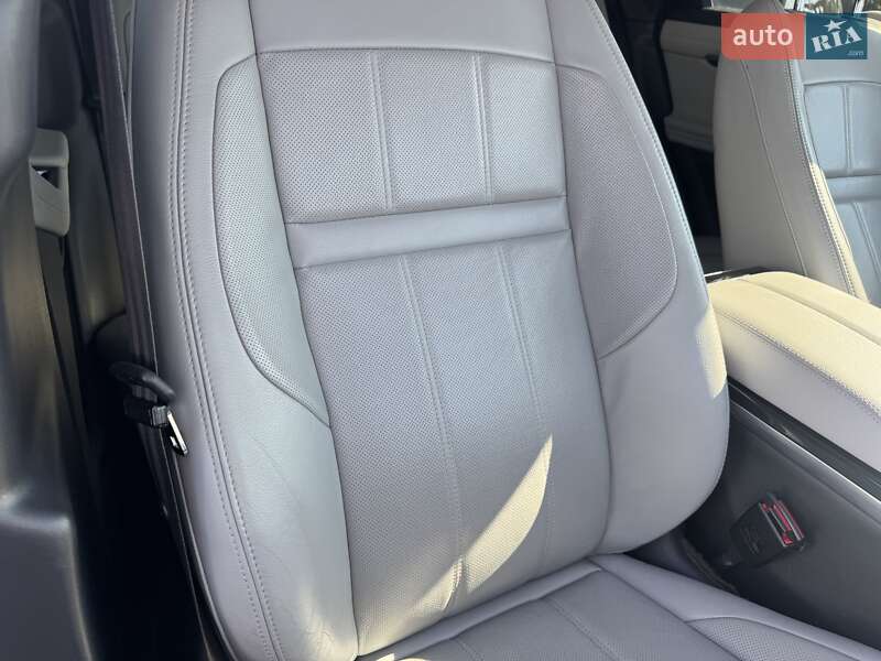 Внедорожник / Кроссовер Land Rover Range Rover Evoque 2019 в Тернополе