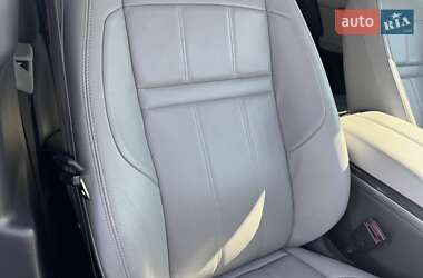 Позашляховик / Кросовер Land Rover Range Rover Evoque 2019 в 