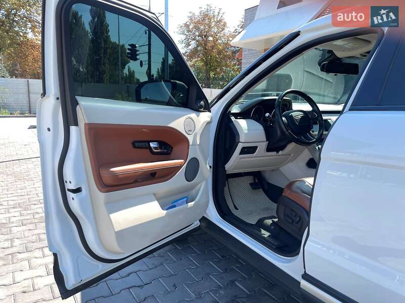 Внедорожник / Кроссовер Land Rover Range Rover Evoque 2012 в Кривом Роге фото 8 Внедорожник / Кроссовер Land Rover Range Rover Evoque 2012 в Кривом Роге
