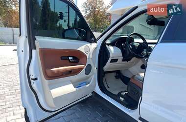 Внедорожник / Кроссовер Land Rover Range Rover Evoque 2012 в 